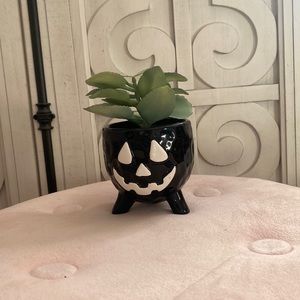 Black glass pumpkin